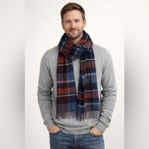 Elegant Plaid Scarf in Blue and Red